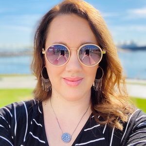 Meet your Posher, Amy